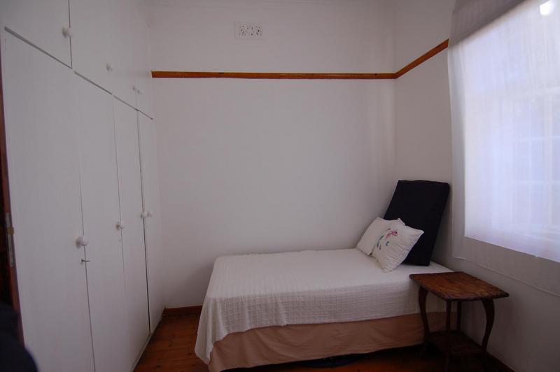 To Let 2 Bedroom Property for Rent in Bantry Bay Western Cape